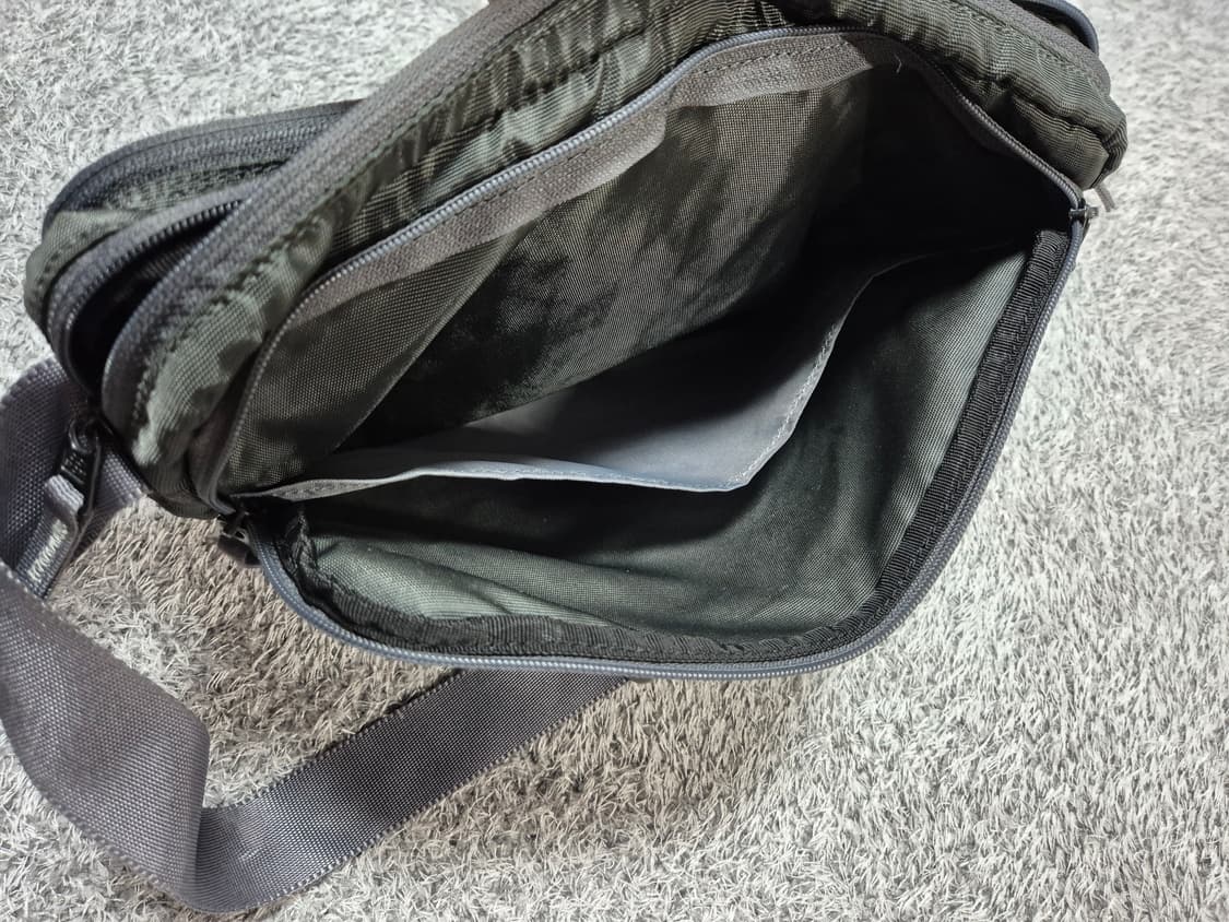 코오롱스포츠 멀티포켓 나일론 크로스백 상품이미지7