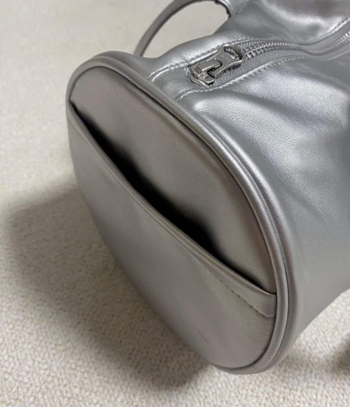 러브이즈트루 숄더백 상품이미지5