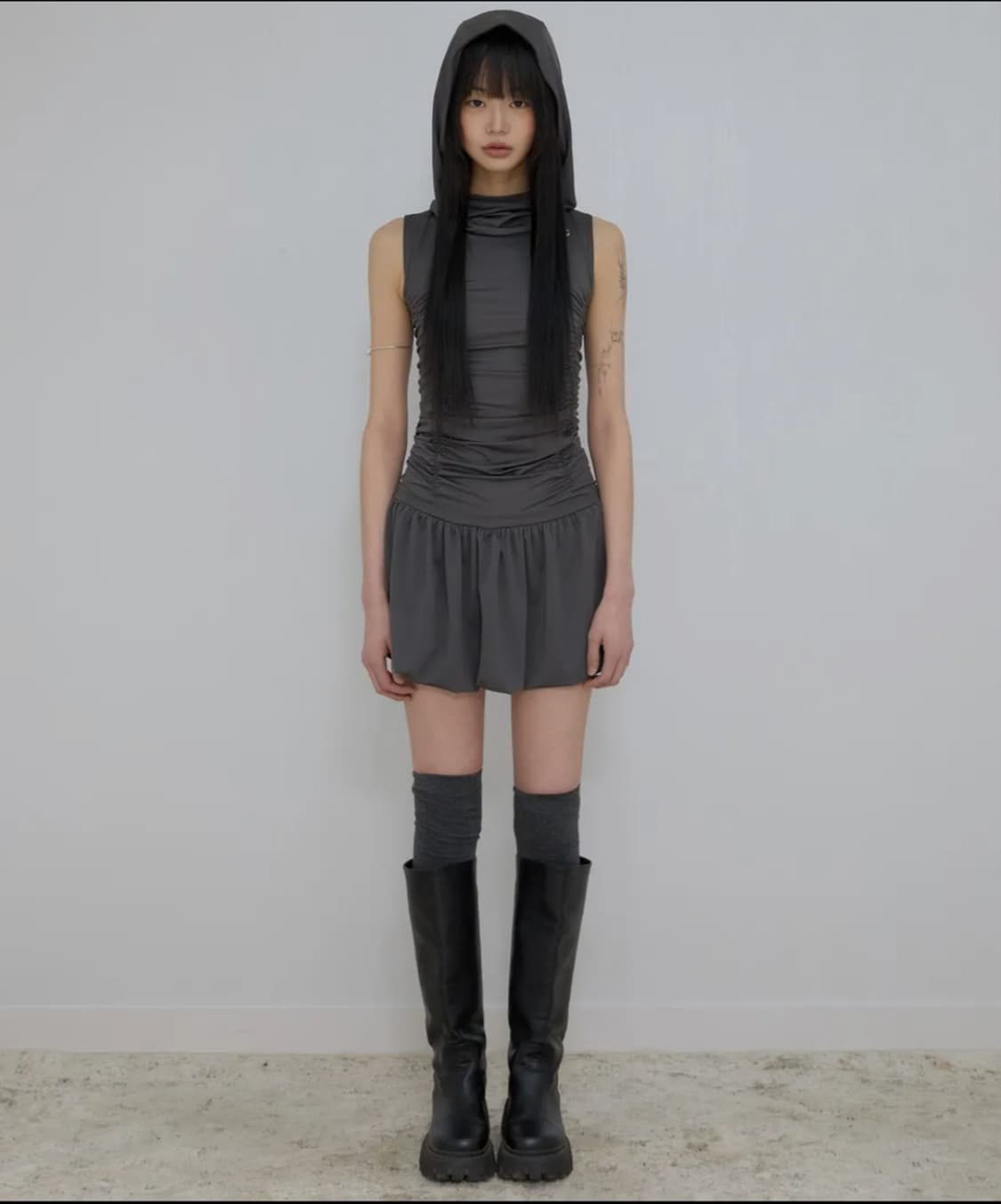 (판매) 플레어업 hooded high neck dress 하이넥 원피스 상품이미지2