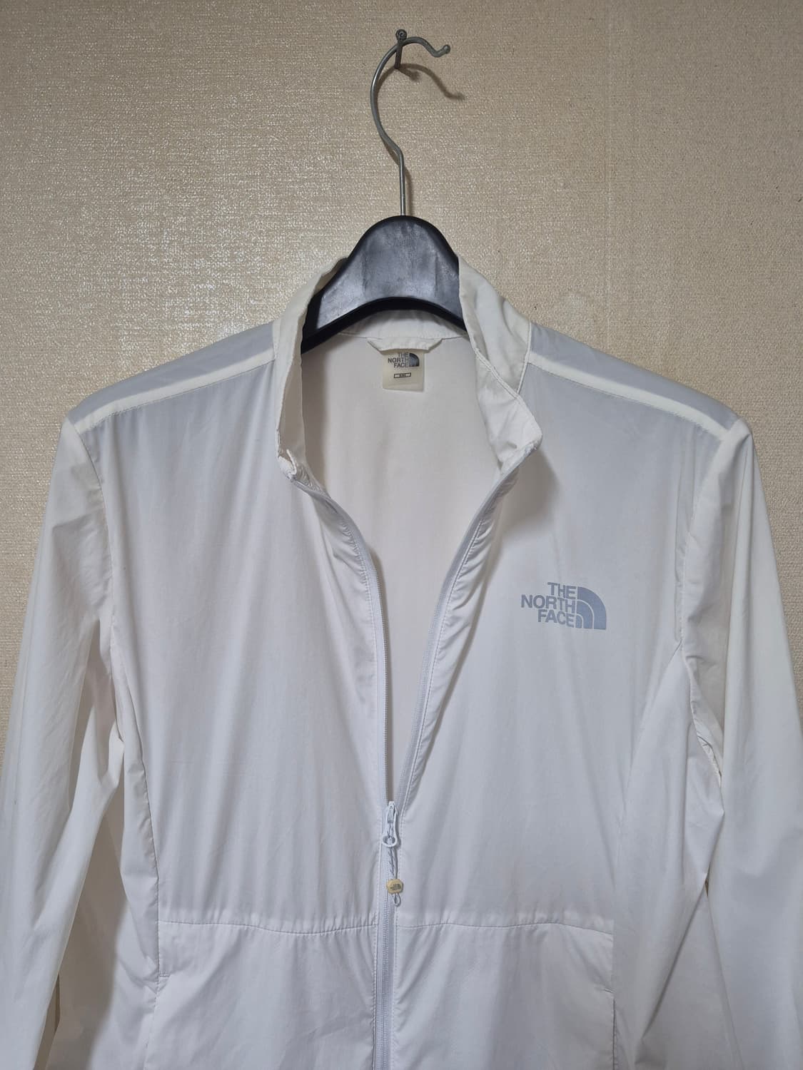 노스페이스 경량 바람막이 상품이미지3