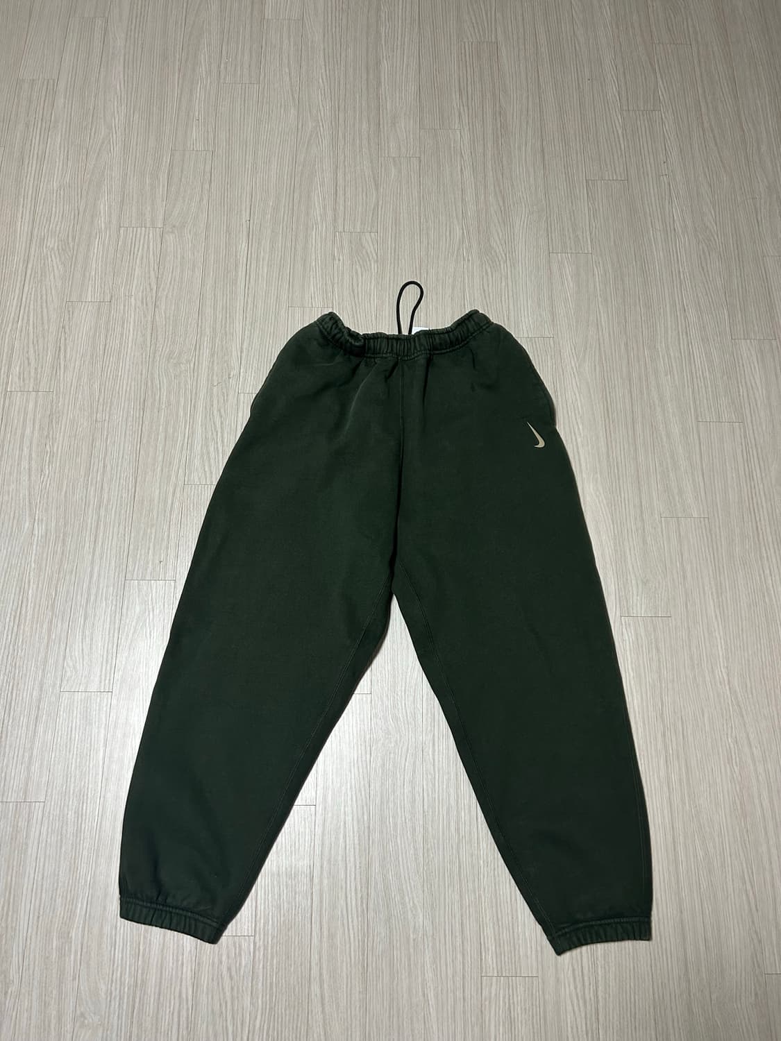 나이키 x 빌리 아일리시 NRG 플리스 팬츠 세쿼이아 - US/EU M 상품이미지1