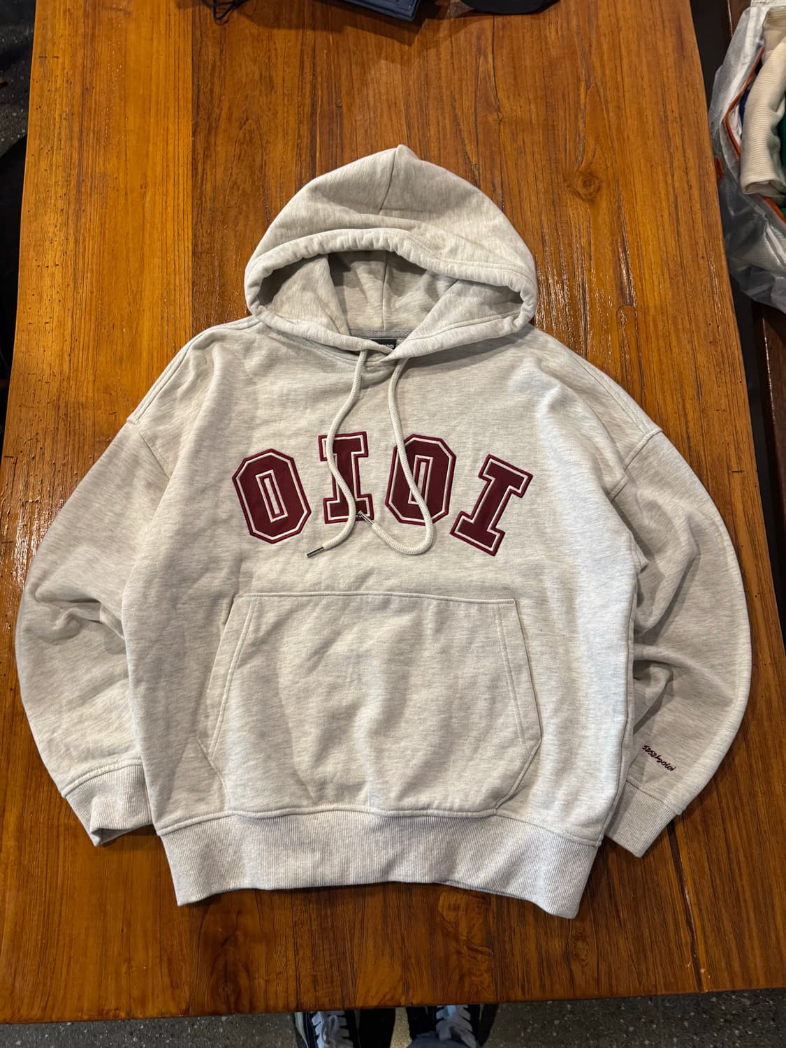 오아이오아이 후드티  상품이미지1