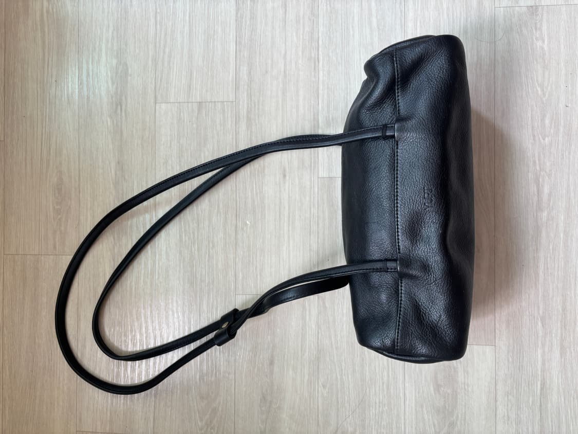 유르트 TOMM BAG BLACK 상품이미지4