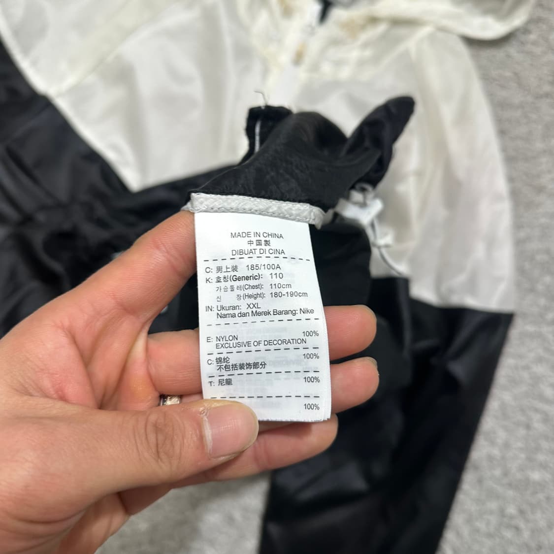 [105-110] 나이키 경량바람막이 상품이미지4