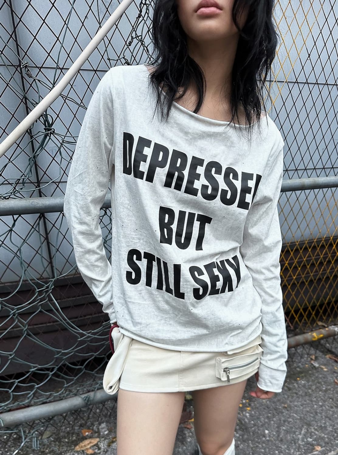 Lettering long sleeve 레터링 롱 슬리브 고딕 락시크 상품이미지4