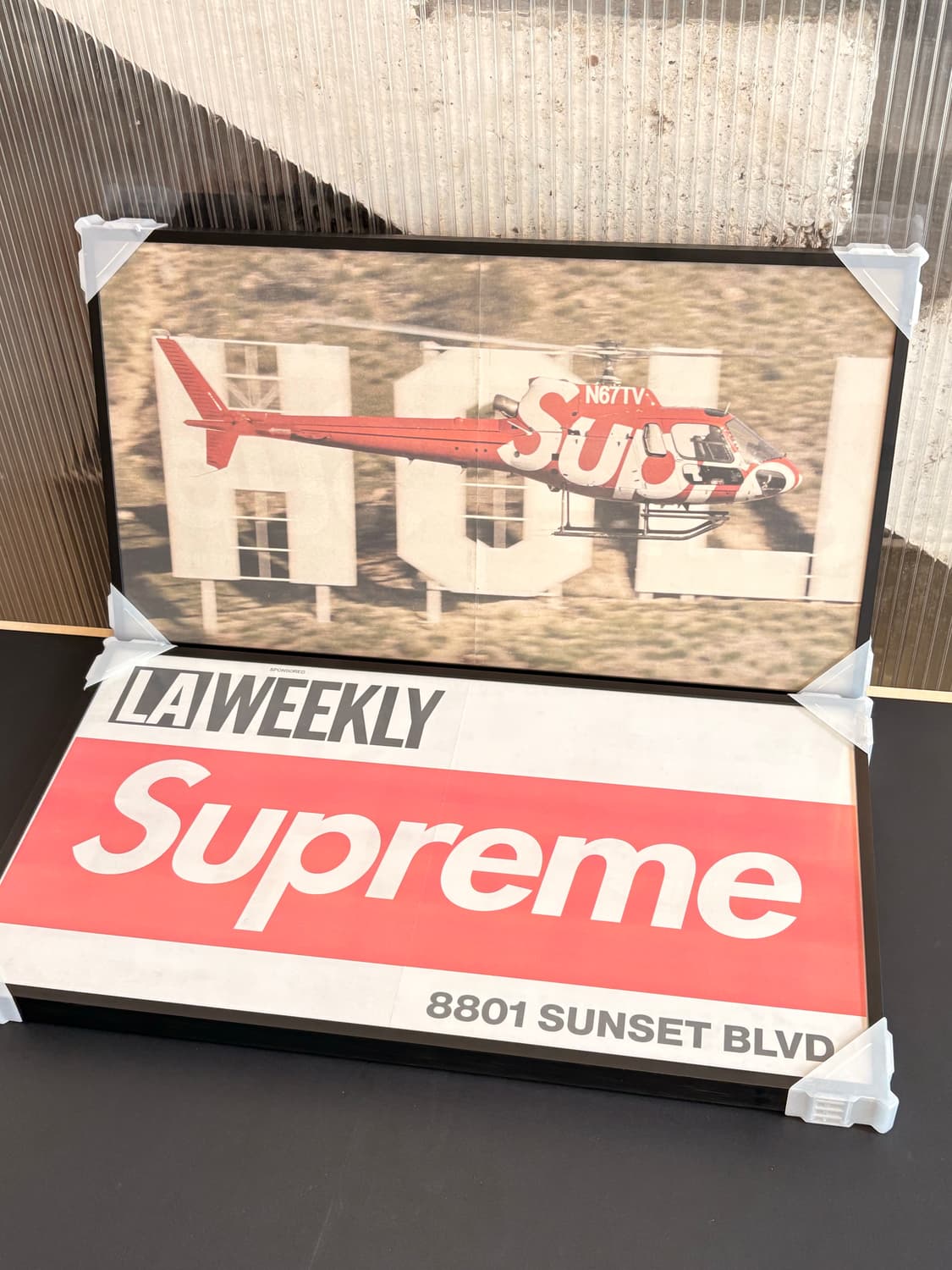 슈프림 포스터 액자 Supreme 정품 상품이미지3