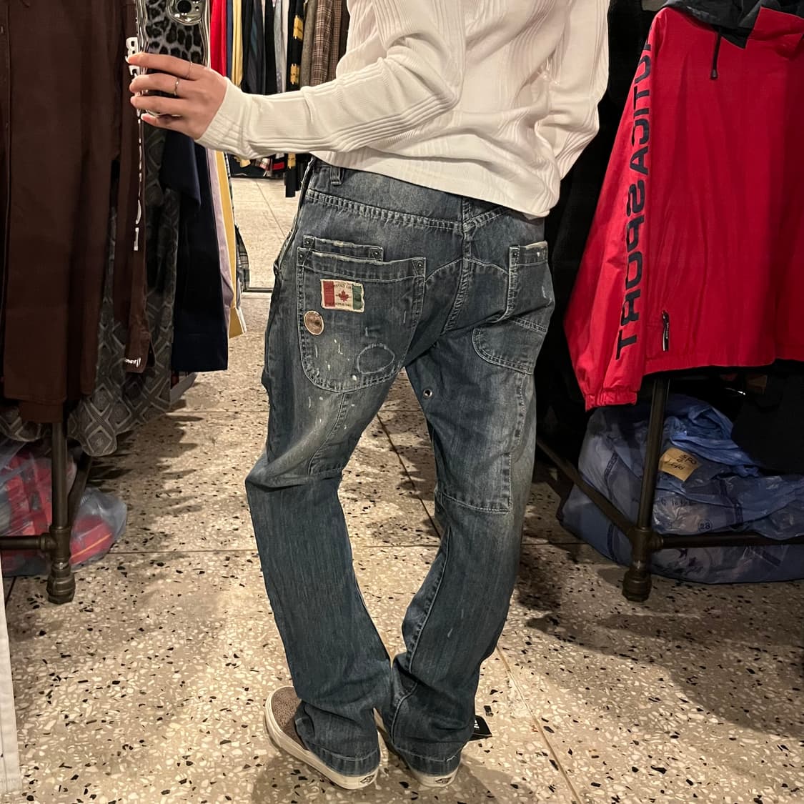 DSQUARED 디스퀘어드 페인트 워싱 루즈핏 데님팬츠  상품이미지4