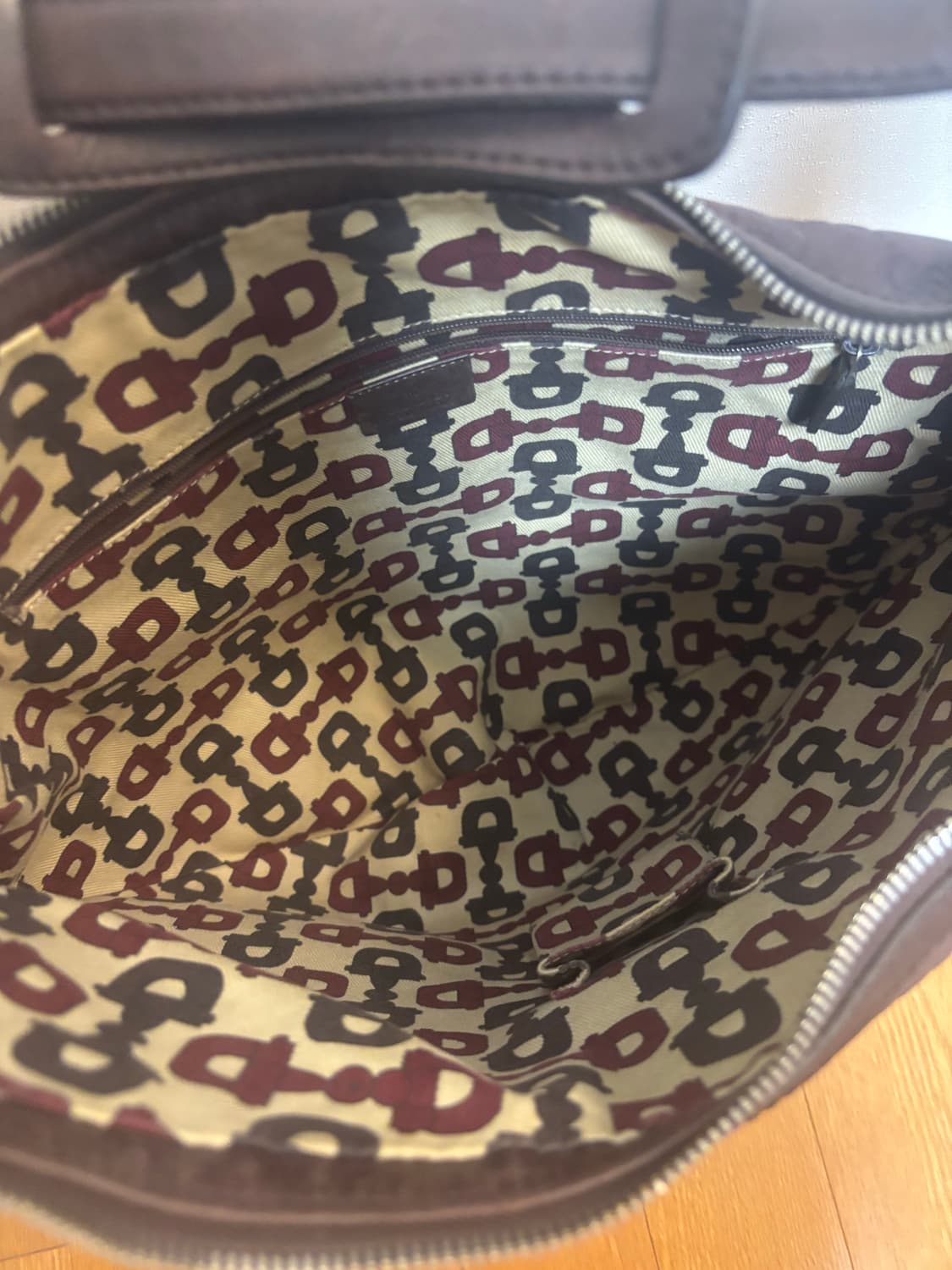 Gucci Hobo Brown Leather Bag 상품이미지4