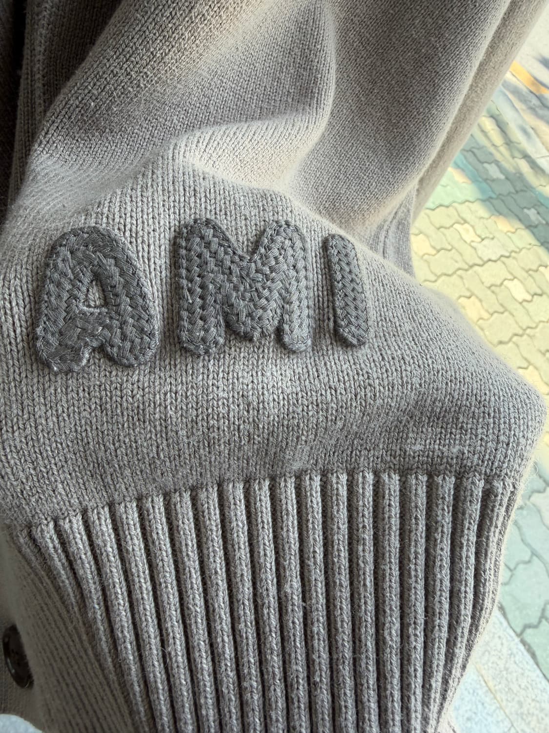 XL/ 아미 25FW 신형 엠브로이드 자수 가디건 상품이미지7