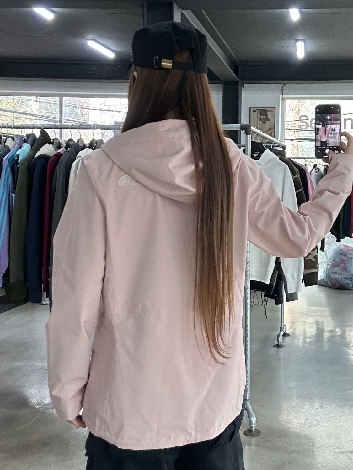 노스페이스 딸기라떼 드라이벤트 윈드브레이커 자켓 상품이미지3