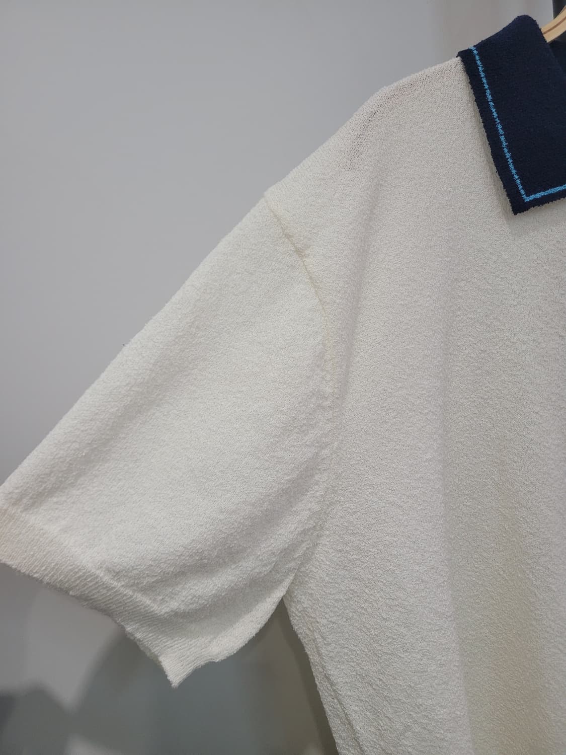 프라이FREI 심볼 카라 반팔 니트 크림 남성 L사이즈 택달린새제품 상품이미지6