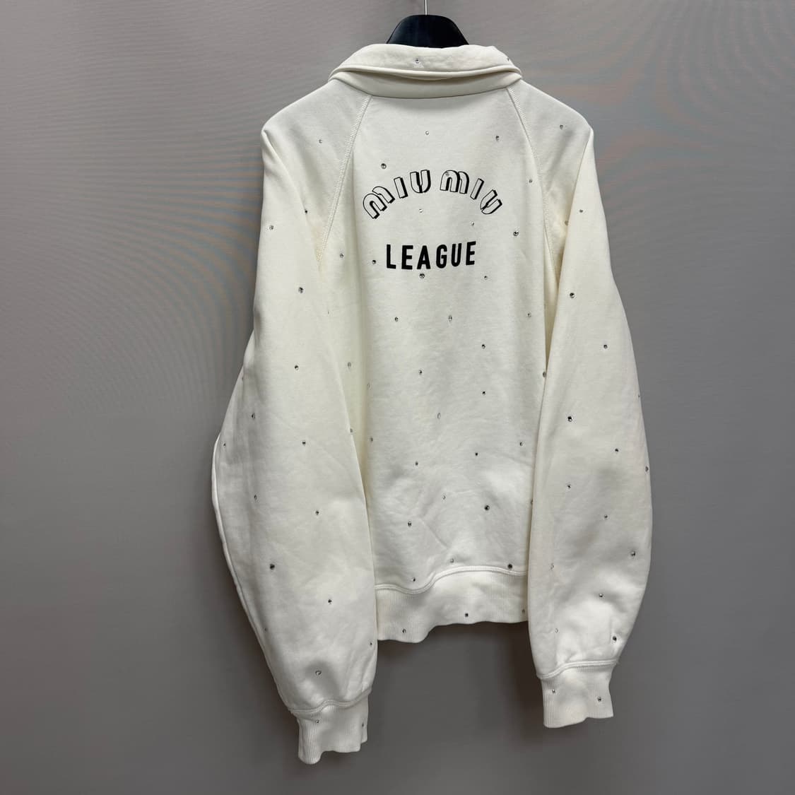 미우미우 로고 프린트 라인스톤 스웨트셔츠  ( 105~110 ) 상품이미지5