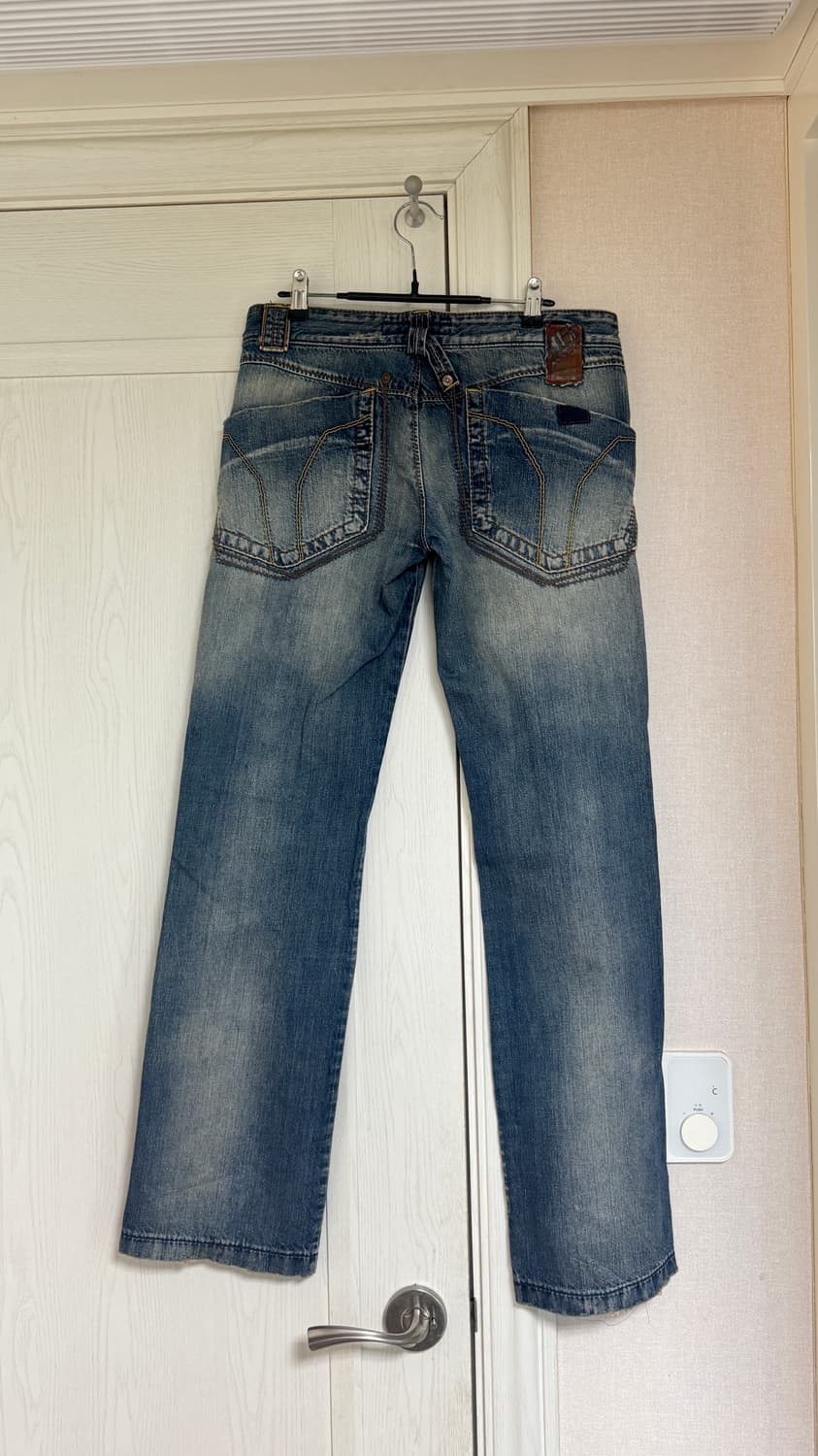 Miss sixty 워싱 디테일 로우라이즈진 상품이미지2