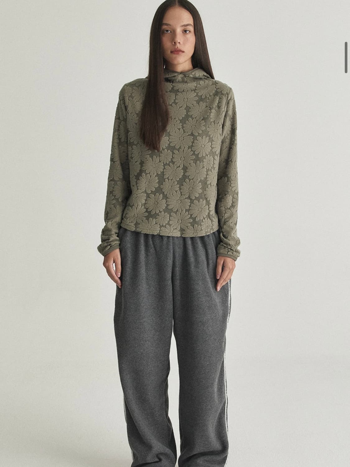 디어스토커 MULAN FLOWER HIGHNECK HOODIE 상품이미지1