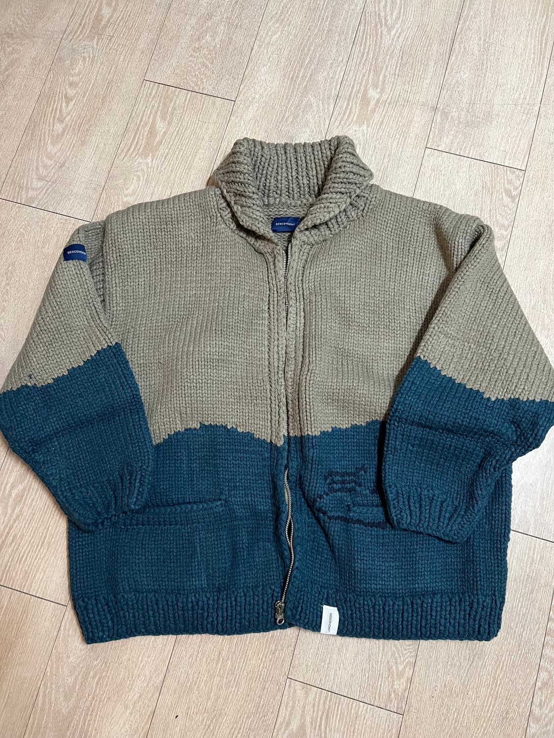 DESCENDANT 코위찬 투톤 집업 니트 가디건 M 상품이미지2