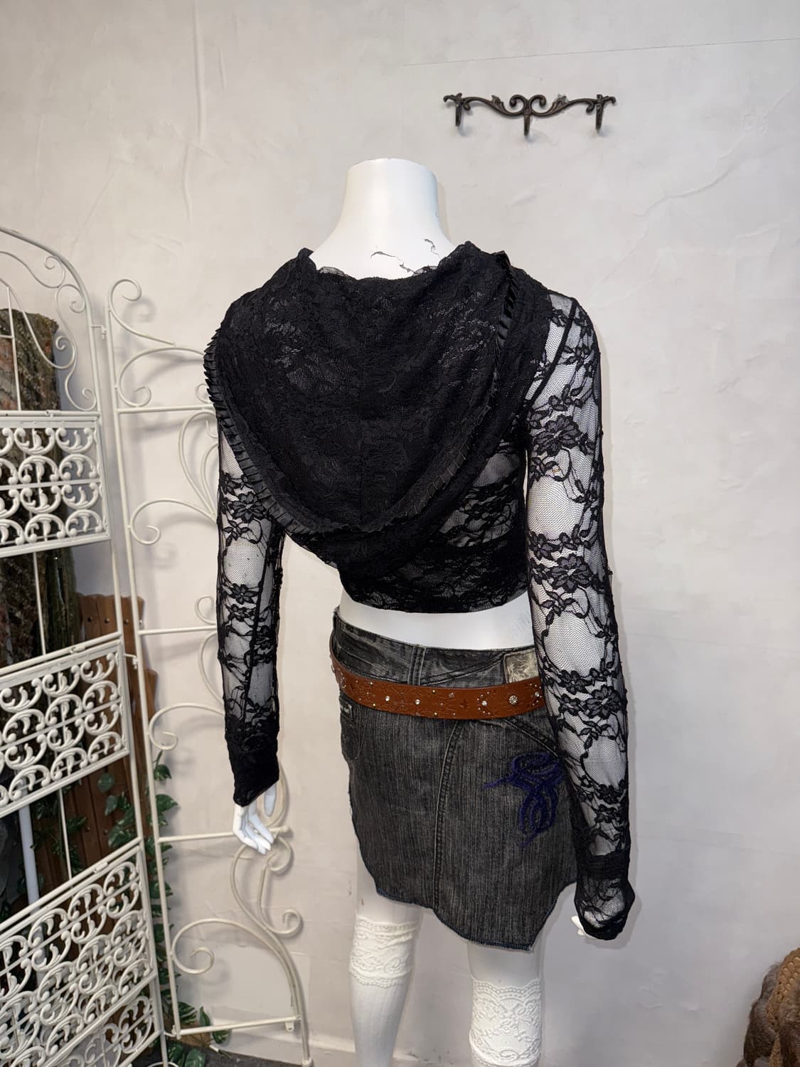 Black floral lace crop hood zipup 상품이미지2