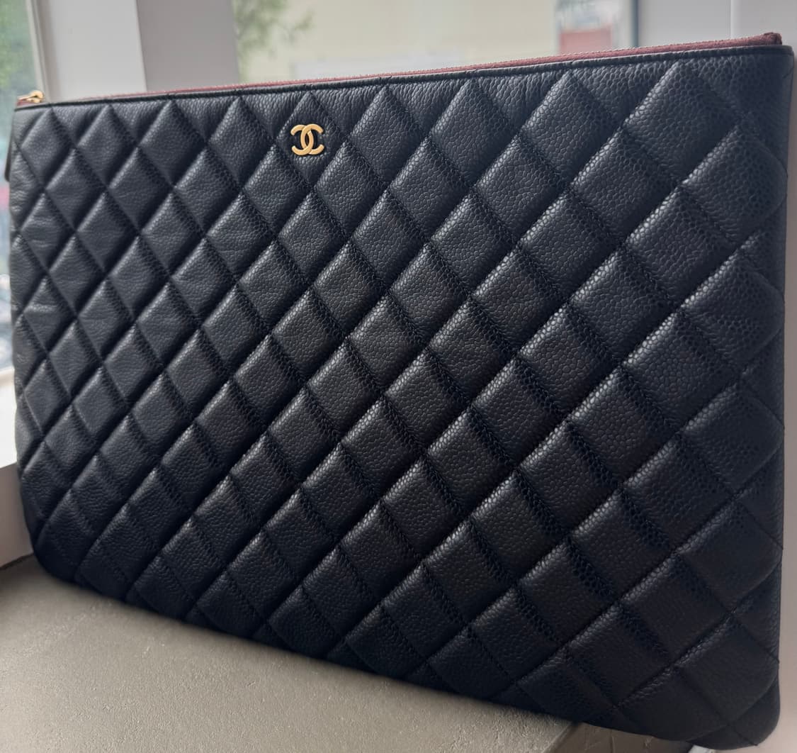 샤넬 클래식 캐비어 클러치 금장 라지 정품 상품이미지9