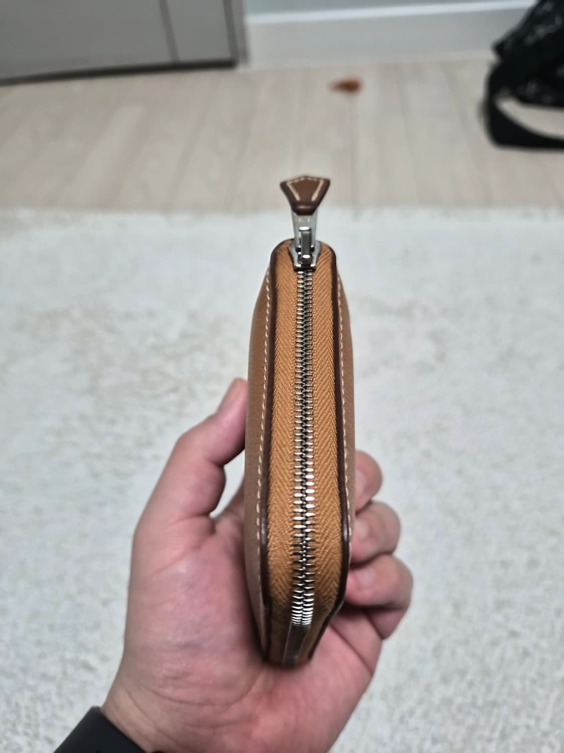 에르메스 지갑 판매합니다. 상품이미지5