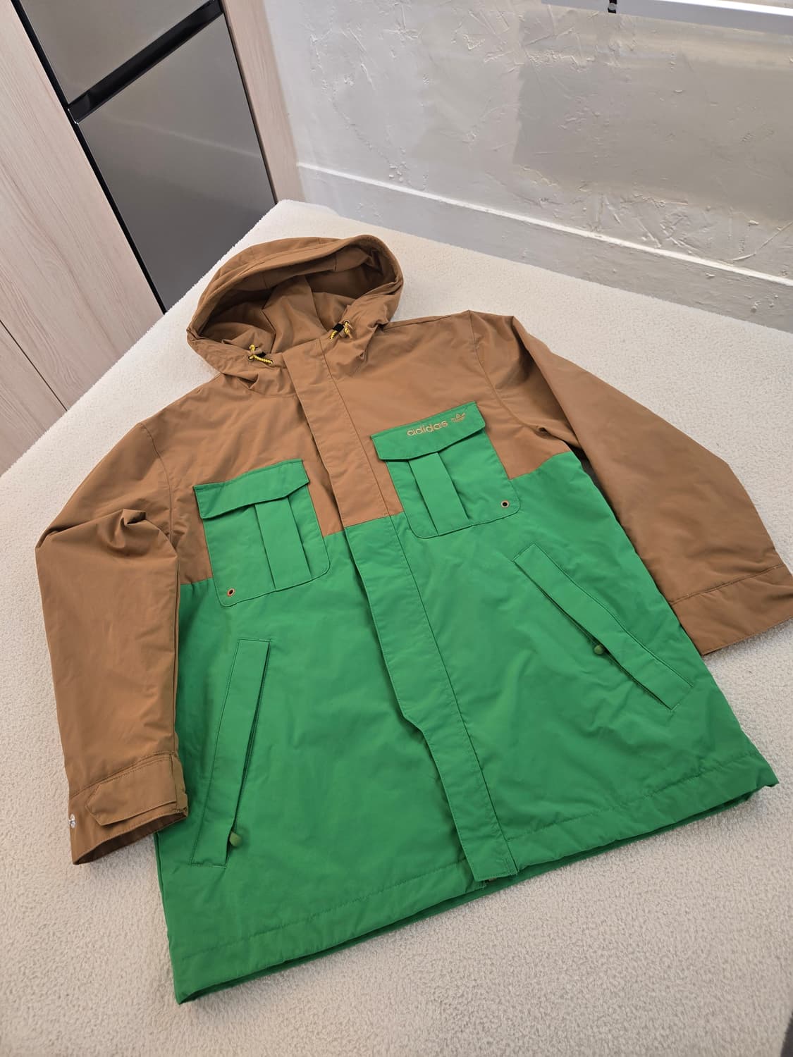 아디다스 브라운/그린 후드 자켓 100 상품이미지3