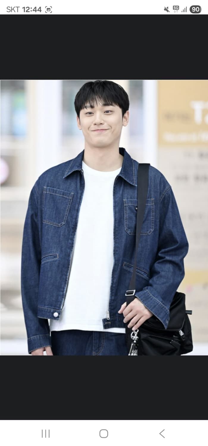 (새상품)프라다신형데님자켓팝니다 상품이미지7