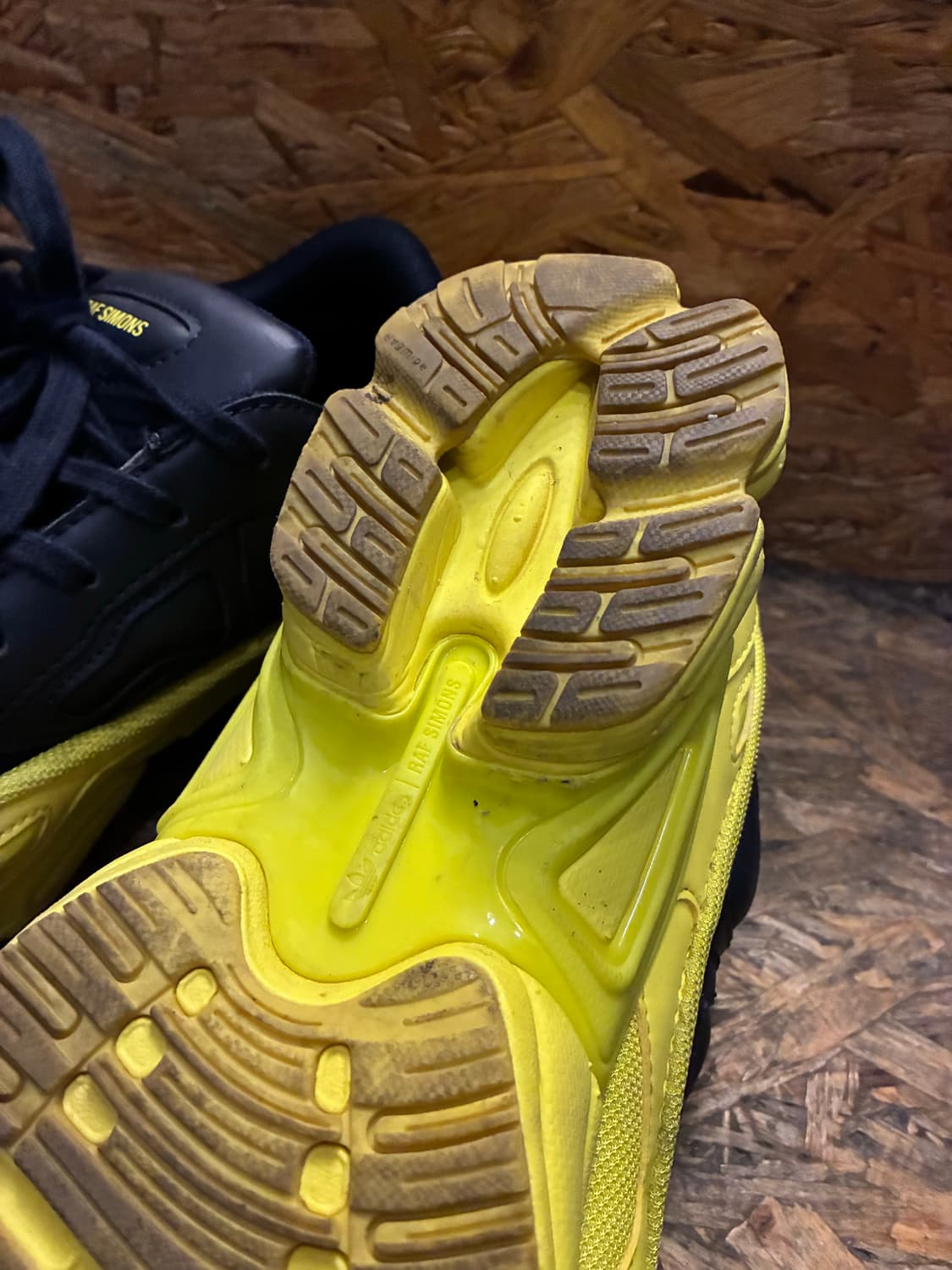 Raf Simons x Adidas 라프시몬스 아디다스 오즈위고 상품이미지3