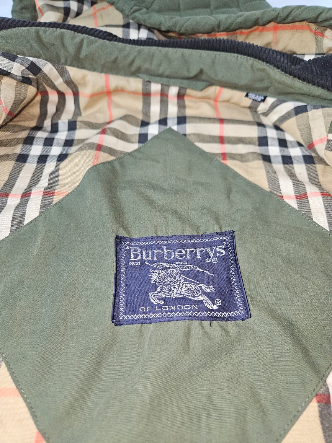 Burberry 버버리 데레헴 퀄팅 누빔파카 롱코트 피쉬테일 빈티지 자켓 상품이미지4