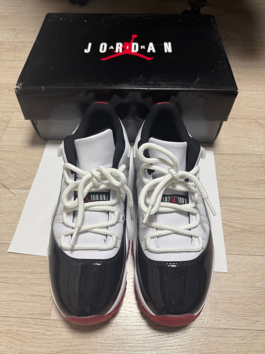 조던 콩코드로우 브레드 (265mm) 팝니다 상품이미지1