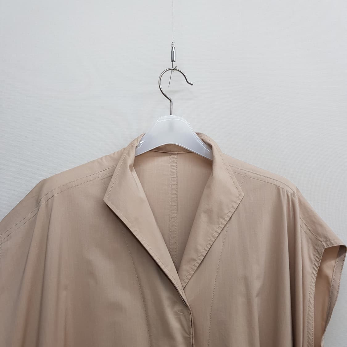 한섬 시스템 슬리브리스 랩 원피스 88-98-165사이즈 상품이미지2