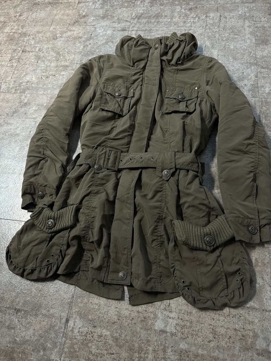 유틸리티 벨티드 하이넥 셔링 자켓 상품이미지6