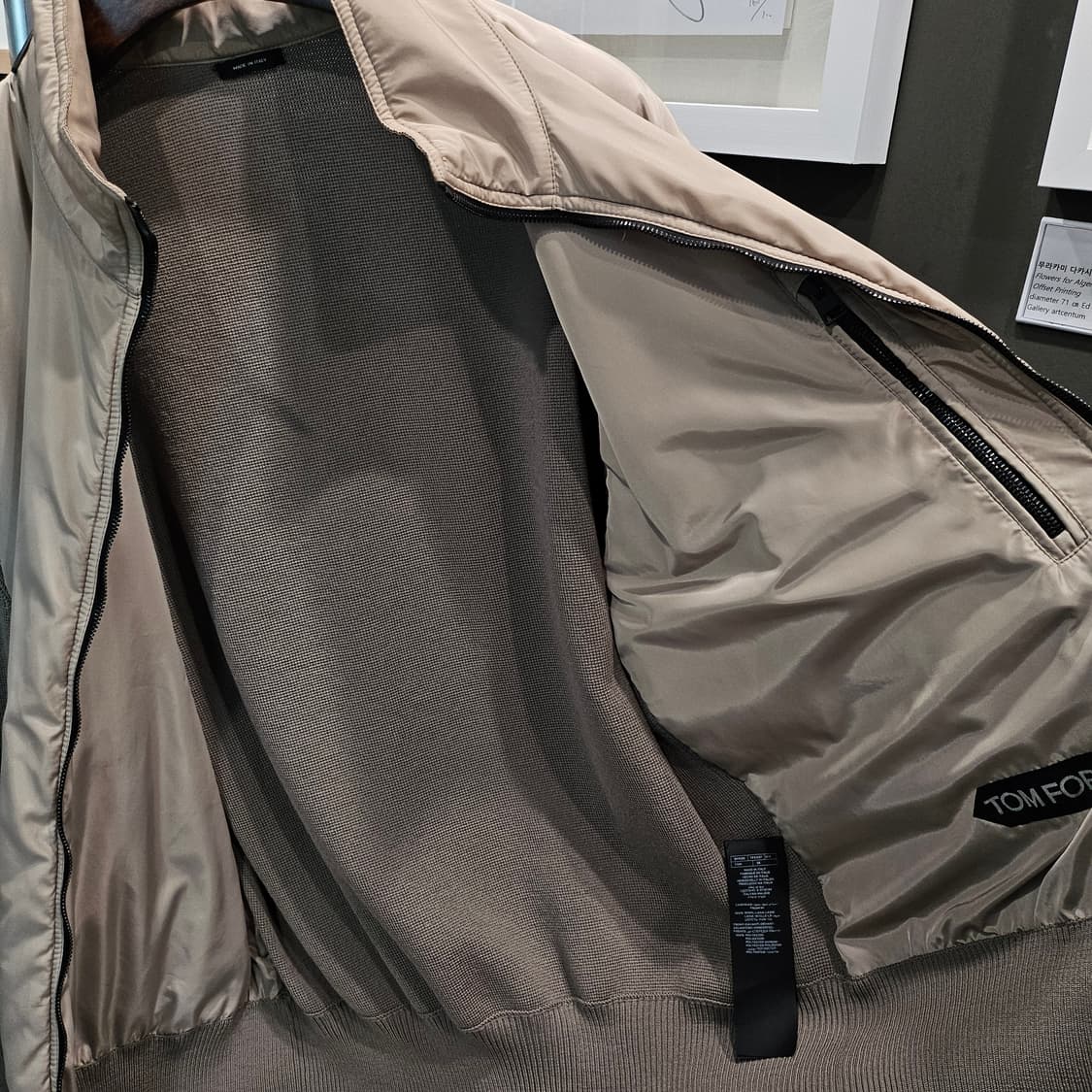 톰포드 나일론 레더 ZIP/트리밍 봄버 니트 자켓 상품이미지4