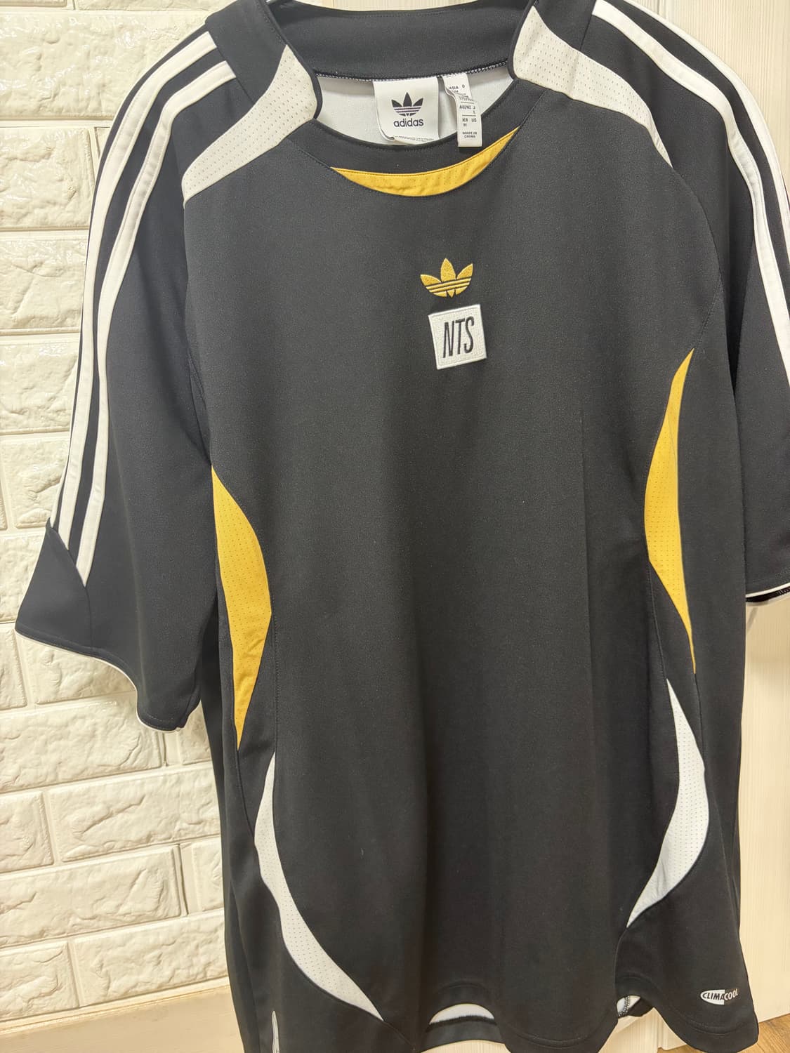 아디다스 x NTS 라디오 저지 블랙 - KR 사이즈 상품이미지1