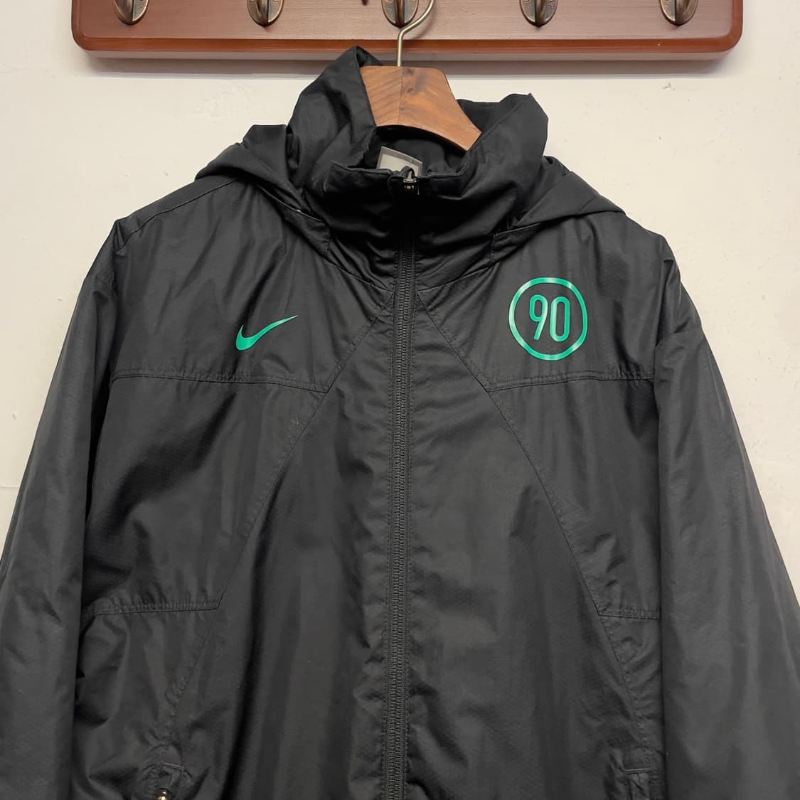 나이키 토탈 90 바람막이 후디 자켓   상품이미지3