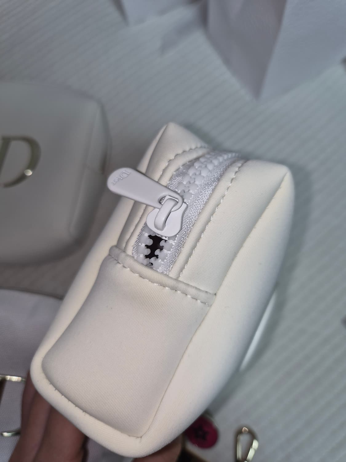 디올 파우치 화이트 상품이미지2