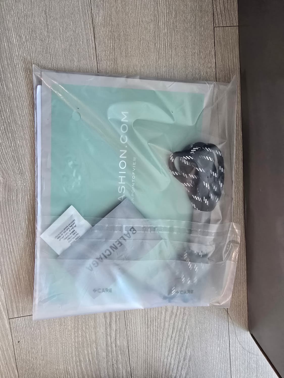 발렌시아가 44 상품이미지7