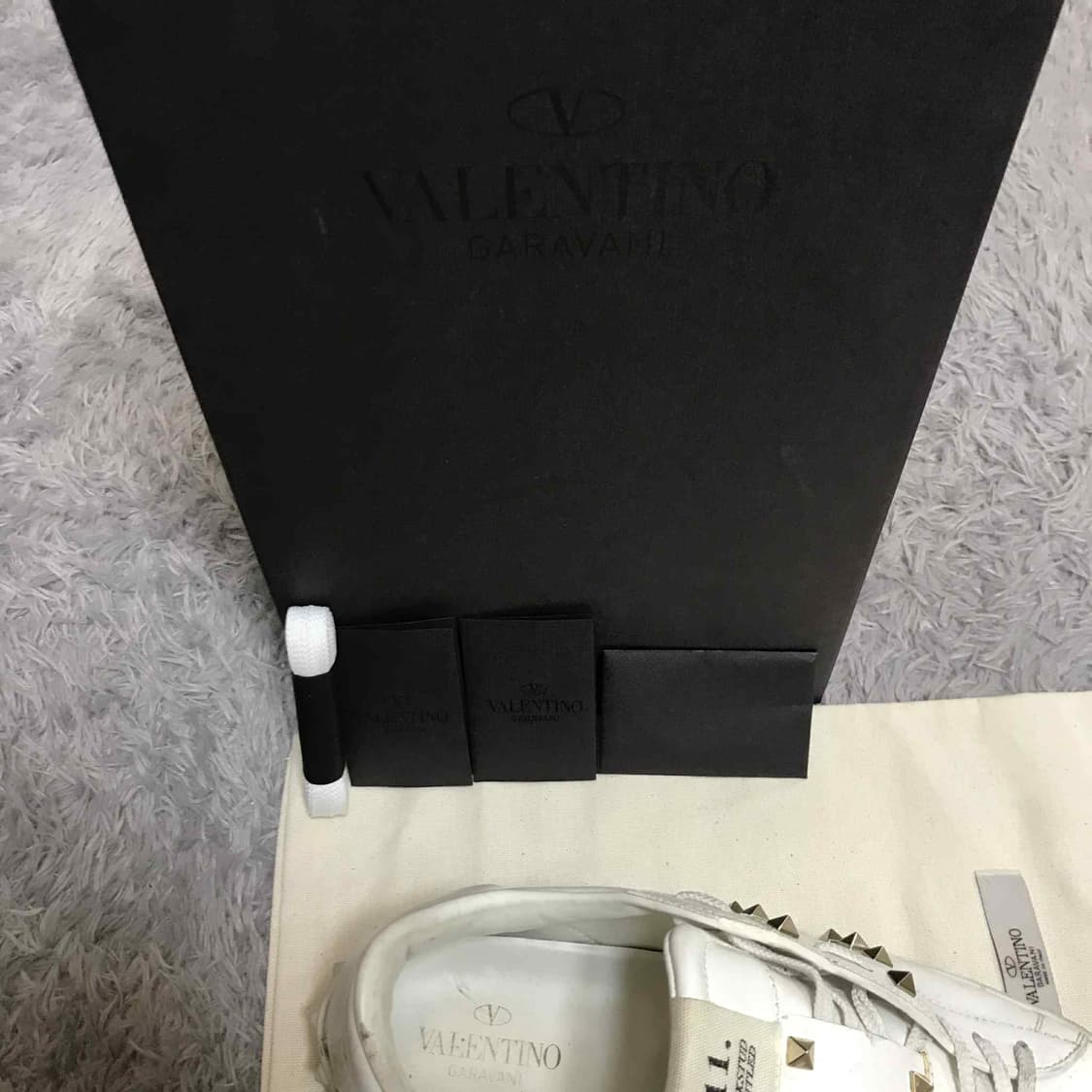 {클로젯}[42][풀구성]발렌티노 락스터드 언타이틀 스니커즈 상품이미지9