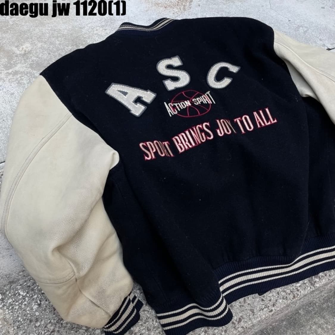 아식스 바시티 자켓 상품이미지1