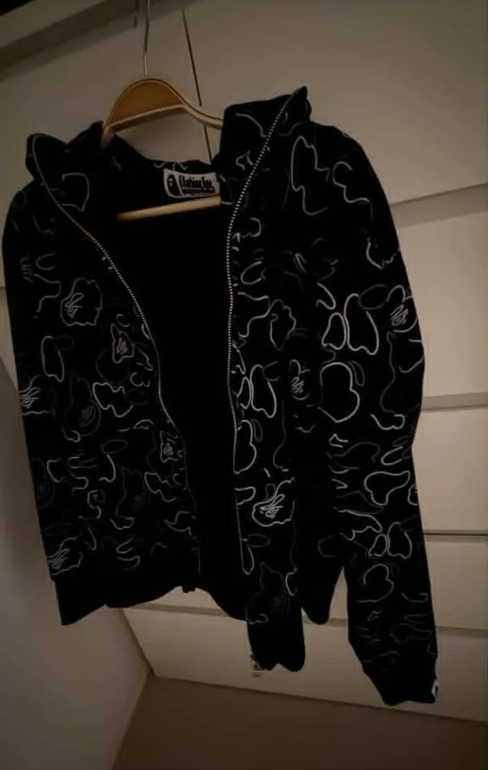 베이프 네온 카모 샤크 풀 후드집업 m 상품이미지3