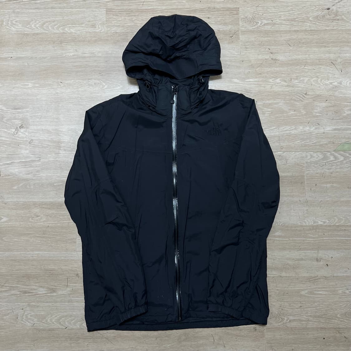 노스페이스 화이트라벨 블랙 로고 바람막이 후드자켓 [블랙] L/100 상품이미지1