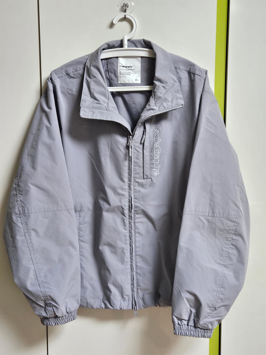 코드그라피 바람막이 상품이미지2