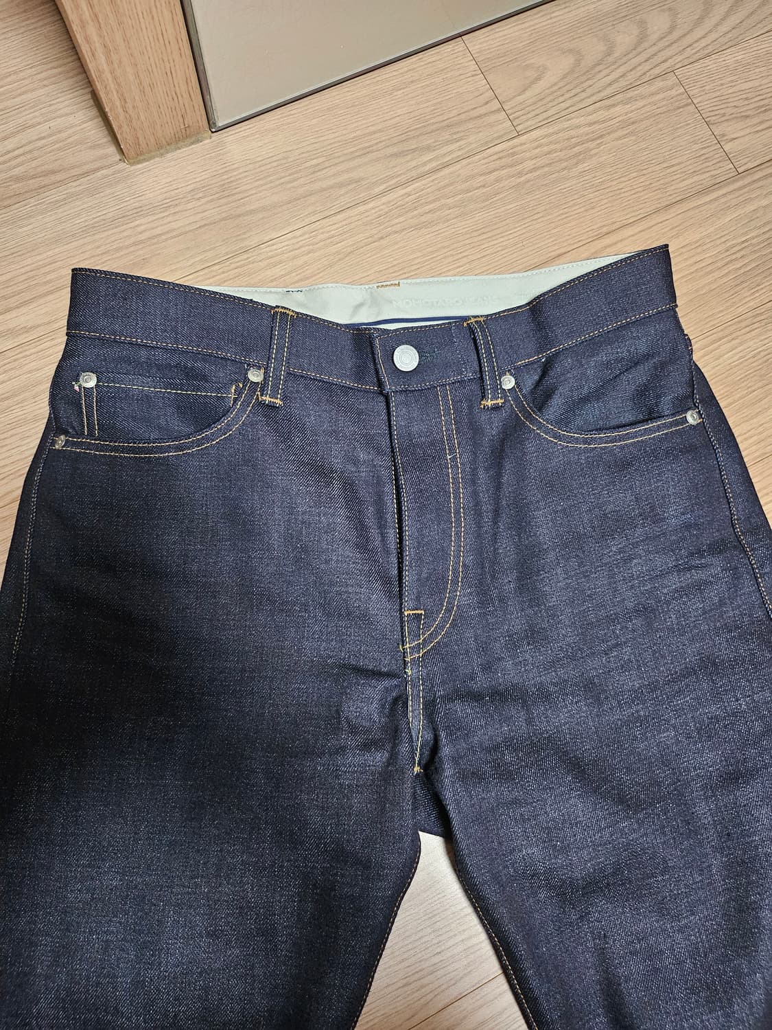 모모타로진스 스탠다드200 테이퍼드 31 판매합니다 상품이미지2