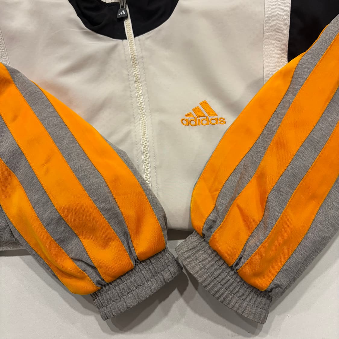 [110] 90-00s 아디다스 올드스쿨 삼선 트랙탑 오렌지 B565 상품이미지6