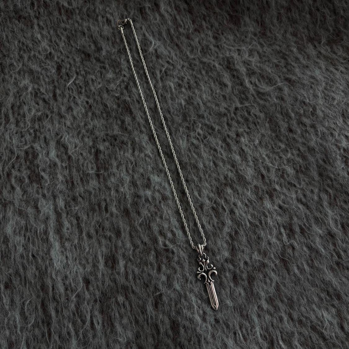 Chrome gothic necklace / 고딕 팬던트 써지컬 목걸이 상품이미지2