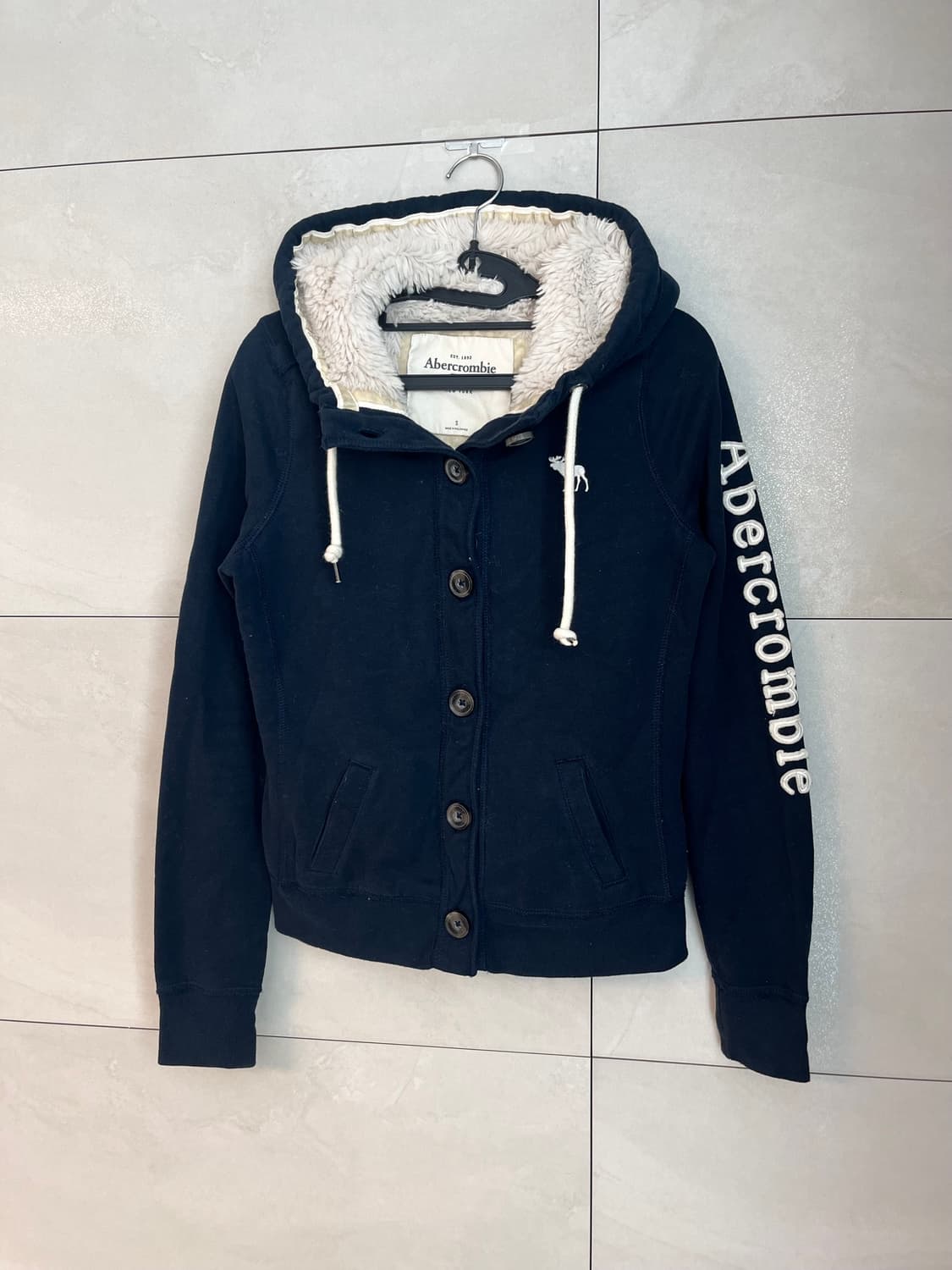 아베크롬비 순록 네이비 버튼 후드집업 [S]  상품이미지3