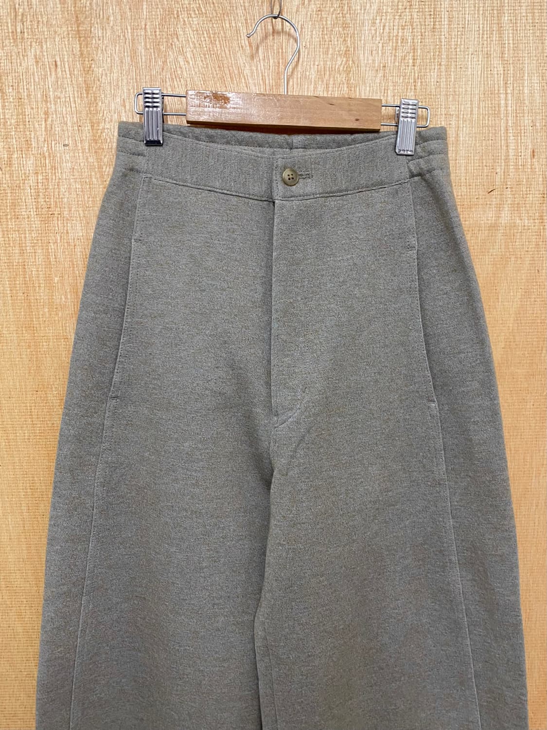 UNIQLO U curved sweat pants 유메르 커브드 스웻팬츠 상품이미지3