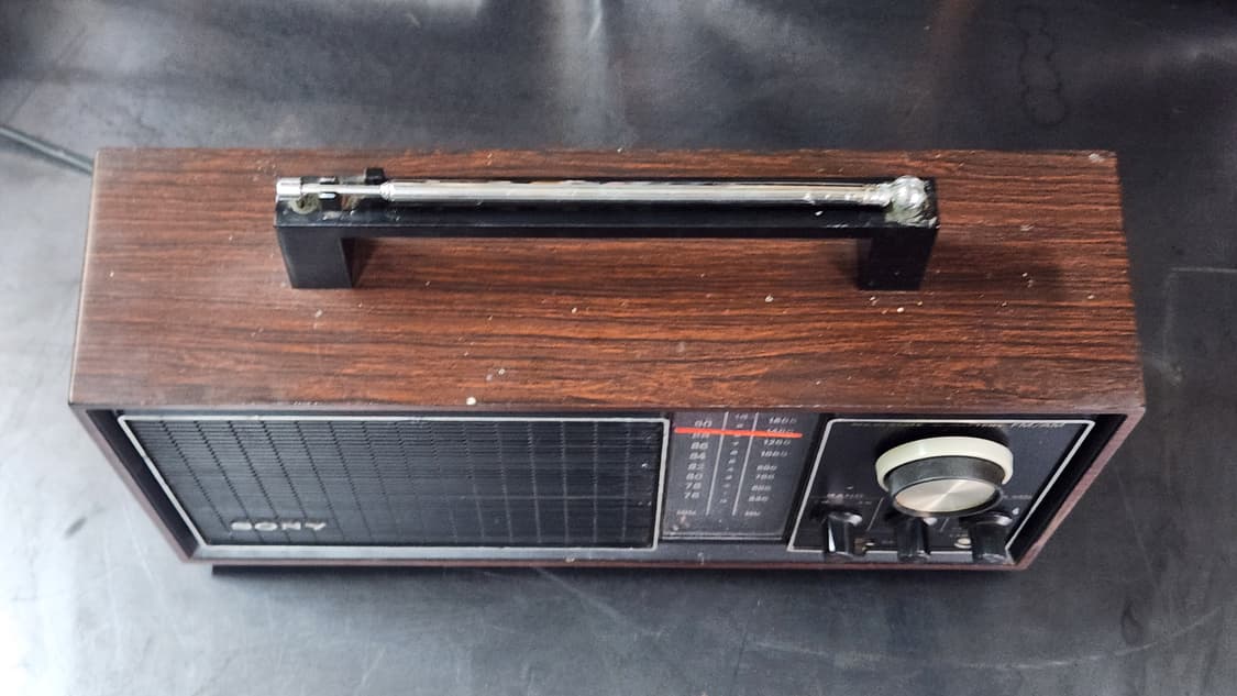70's 소니 트랜지스터 빈티지 라디오(TFM-9200) 상품이미지5