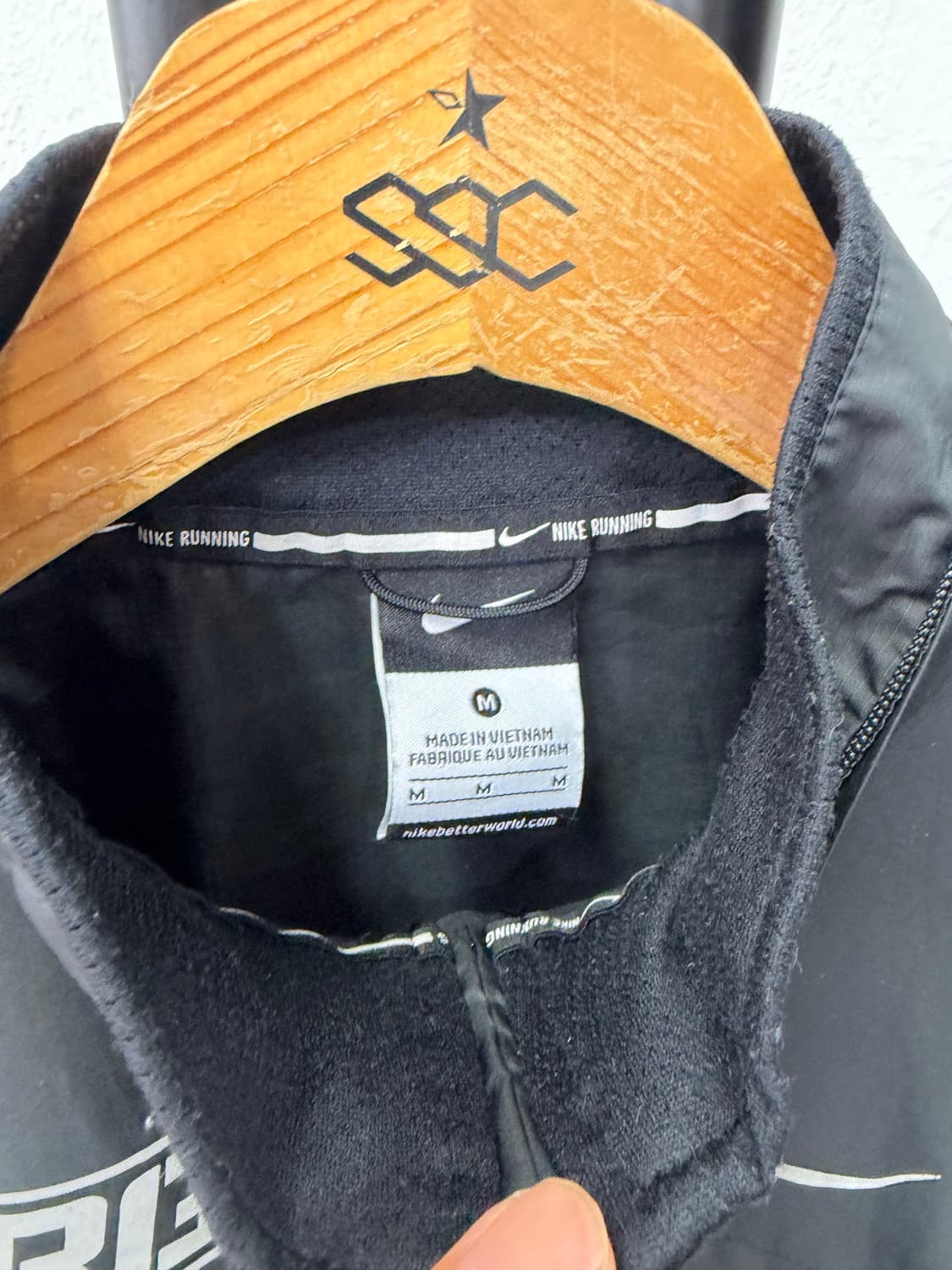 정품) 나이키 러닝 여성 NRG 블랙 바람막이 자켓 M 상품이미지6