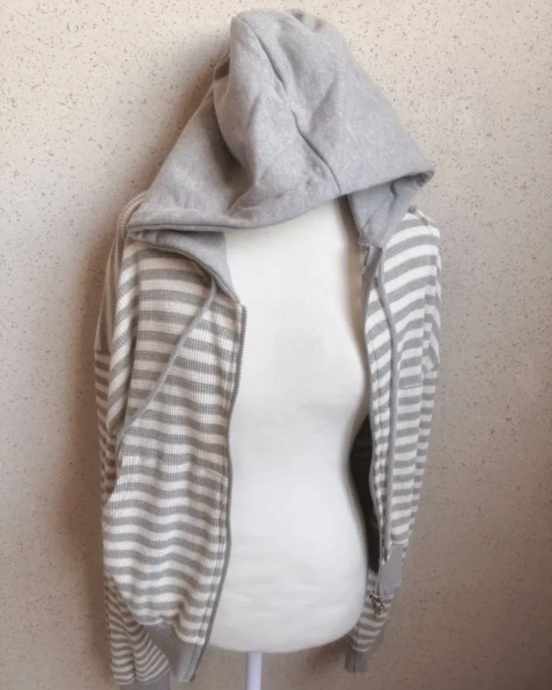 러블리 빈티지 스트라이프 그레이 후드집업 상품이미지1