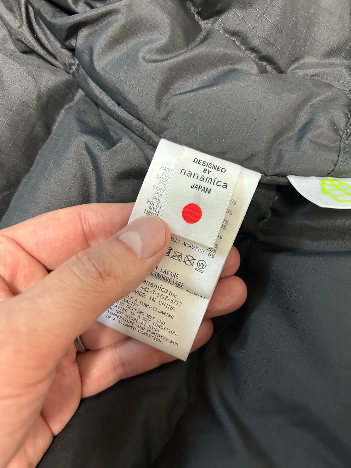 25FW 나나미카 고어텍스 숏다운 블랙 M사이즈 상품이미지2