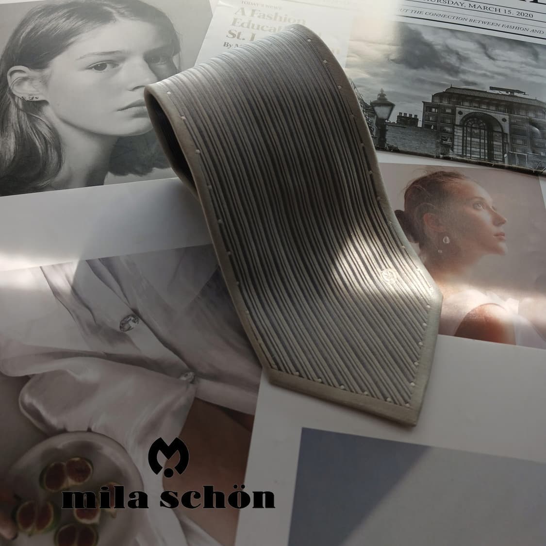 밀라숀 실크 실버 스트라이프 넥타이 9.4cm A등급 A18430
 상품이미지1