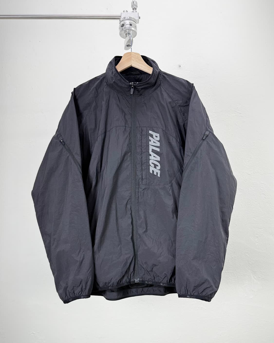 팔라스 25ss 벤틸레이트 후디 자켓 블랙 상품이미지1